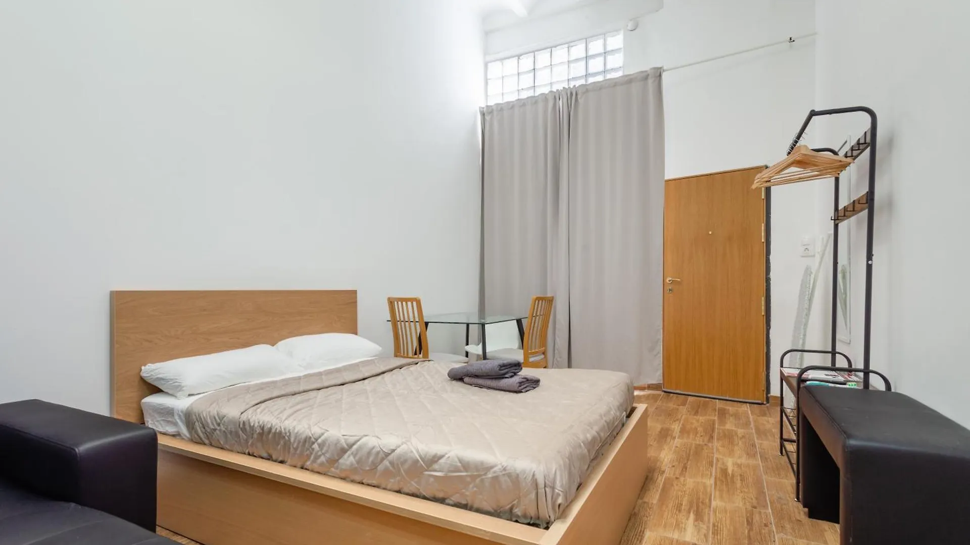 Aparthotel Camp Nou & Fira Business Lofts L'Hospitalet de Llobregat 0*,
