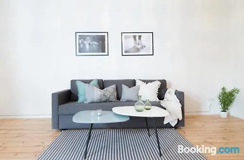 Aparthotel Camp Nou & Fira Business Lofts L'Hospitalet de Llobregat Spagna
