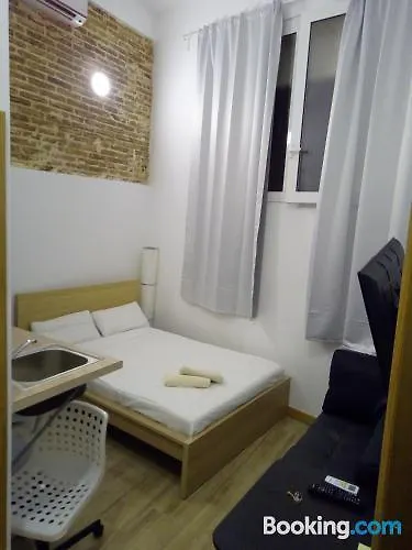 Aparthotel Camp Nou & Fira Business Lofts L'Hospitalet de Llobregat Spagna